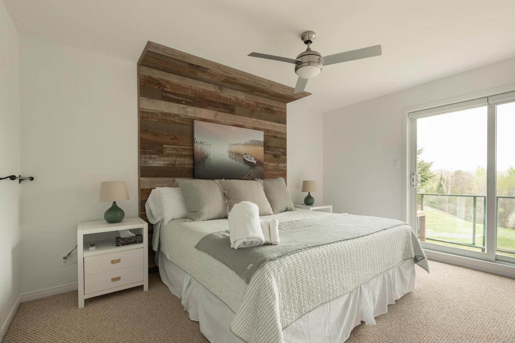 2-Level Home - Tremblant Mountain View - Fireplace มงต์-ทร็องบล็องต์ ภายนอก รูปภาพ
